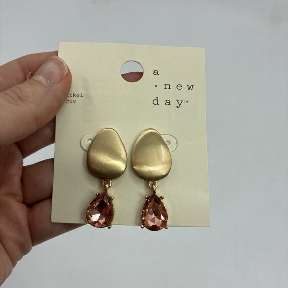 A New Day Womens Drop Earrings Gold Pink Teardrop Crystal Nickel Free Stud - Picture 4 of 4